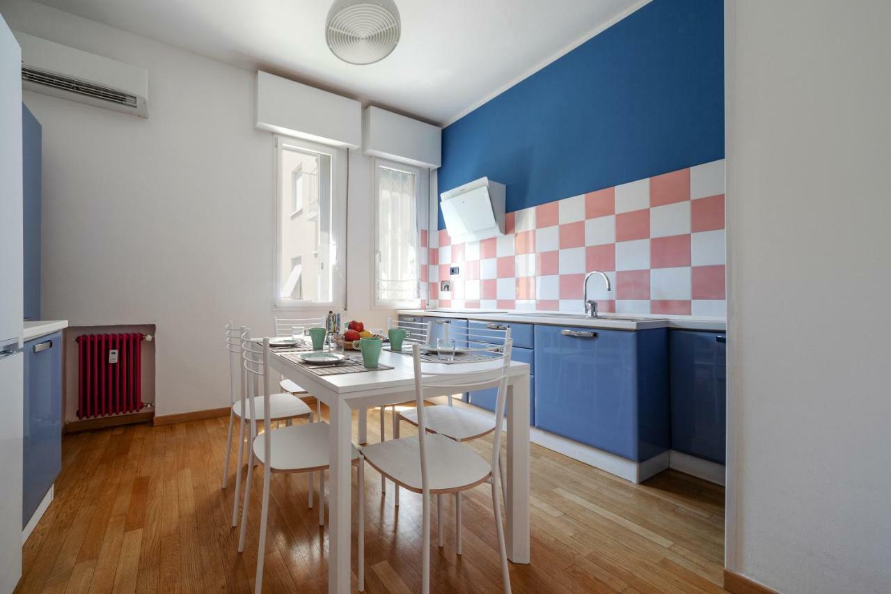 Sant'Orsola Colorful Huge Apartment Bologna Exterior foto